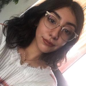 Meet your Posher, Kimberly